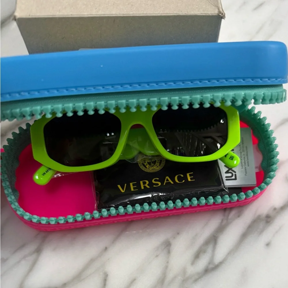 VERSACE CHILDREN BIGGIE MEDUSA SUNGLASSES, MINI ME SUNNIES, SAME QUALITY, FUN